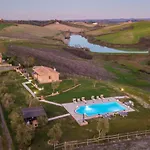 Lajatico With Private Pool Βίλα *
