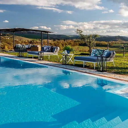 Villa Lajatico With Private Pool